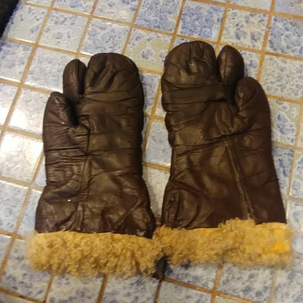 Authentic WW2 aviator gloves - Picture 1 of 4
